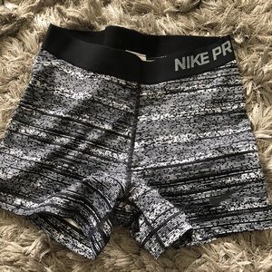 Nike pro Dry-Fit shorts